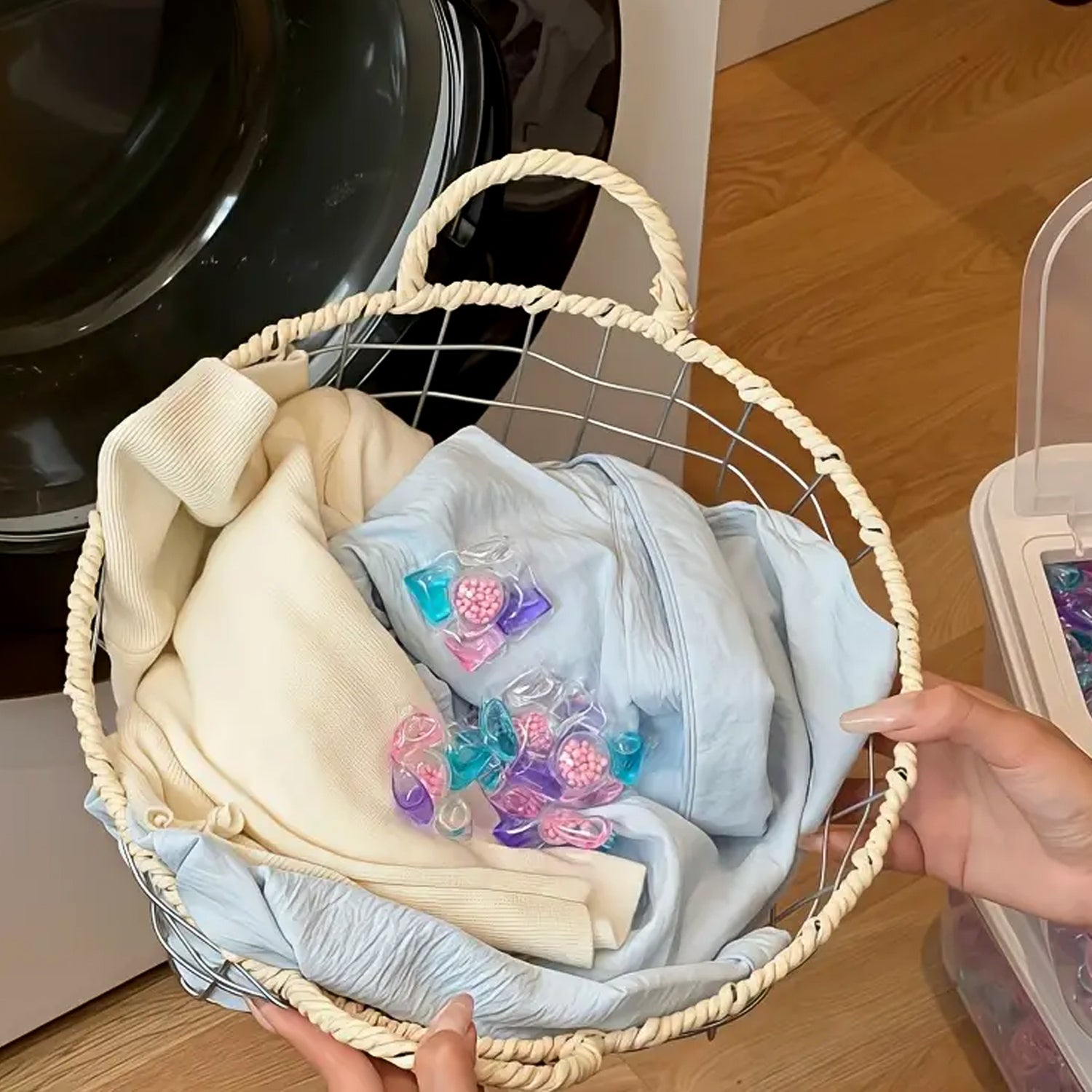 Fabric Care Detergent Capsules Fabric Care Detergent Capsules